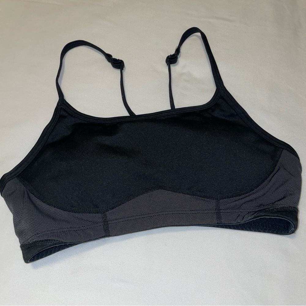 New Balance Women’s Sports Bra, Size S